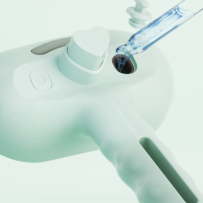 Shedsy™ Mist Pet Brush