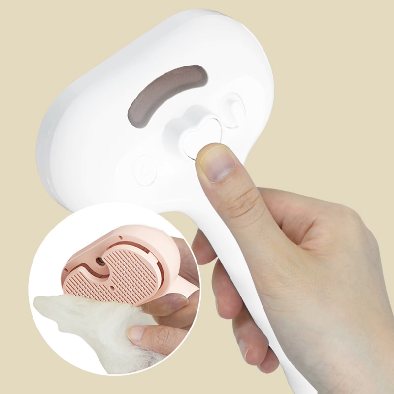 Shedsy™ Mist Pet Brush
